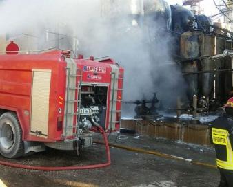 آتش سوزی در پالایشگاه اصفهان / خسارت جانی گزارش نشد
