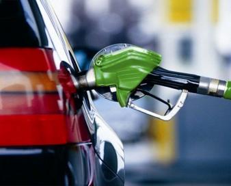 ۳۵ میلیون لیتر فرآورده سوختی در جایگاه‌های استان سمنان عرضه شد