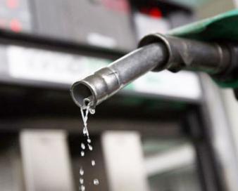 صرفه‌جویی بیش از ۴۷ میلیون لیتری مصرف بنزین در منطقه ایلام
