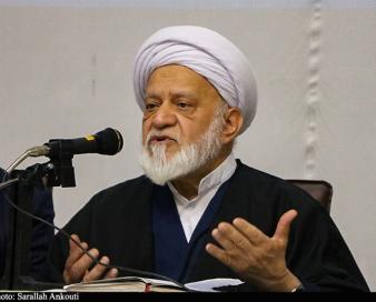 دولت باید از تولید مانع زدایی کند تا سرمایه مردم بیاید