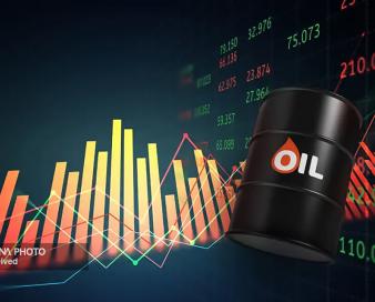 کاهش قیمت نفت/ عوامل حمایتی و بازدارنده یکدیگر را خنثی کردند!