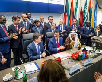 روز تولد اوپکپلاس؛ ائتلافی که بازار نفت را نجات داد