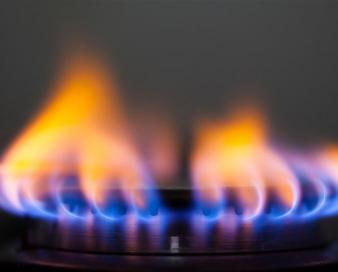 استفاده از وسایل گرمایشی در فضای باز ممنوع است