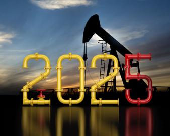 کارنامه سرخ نفت در ۲۰۲۵/ چه عواملی در ریزش ۲۰ درصدی قیمت نقش داشتند؟