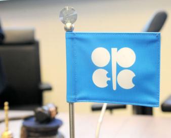 ادامه توقف لغو کاهش عرضه داوطلبانه ۸ عضو اوپکپلاس